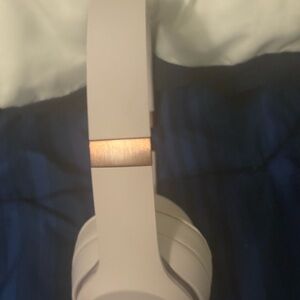 DR2 Over-Ear Headphones - Cream and Gold